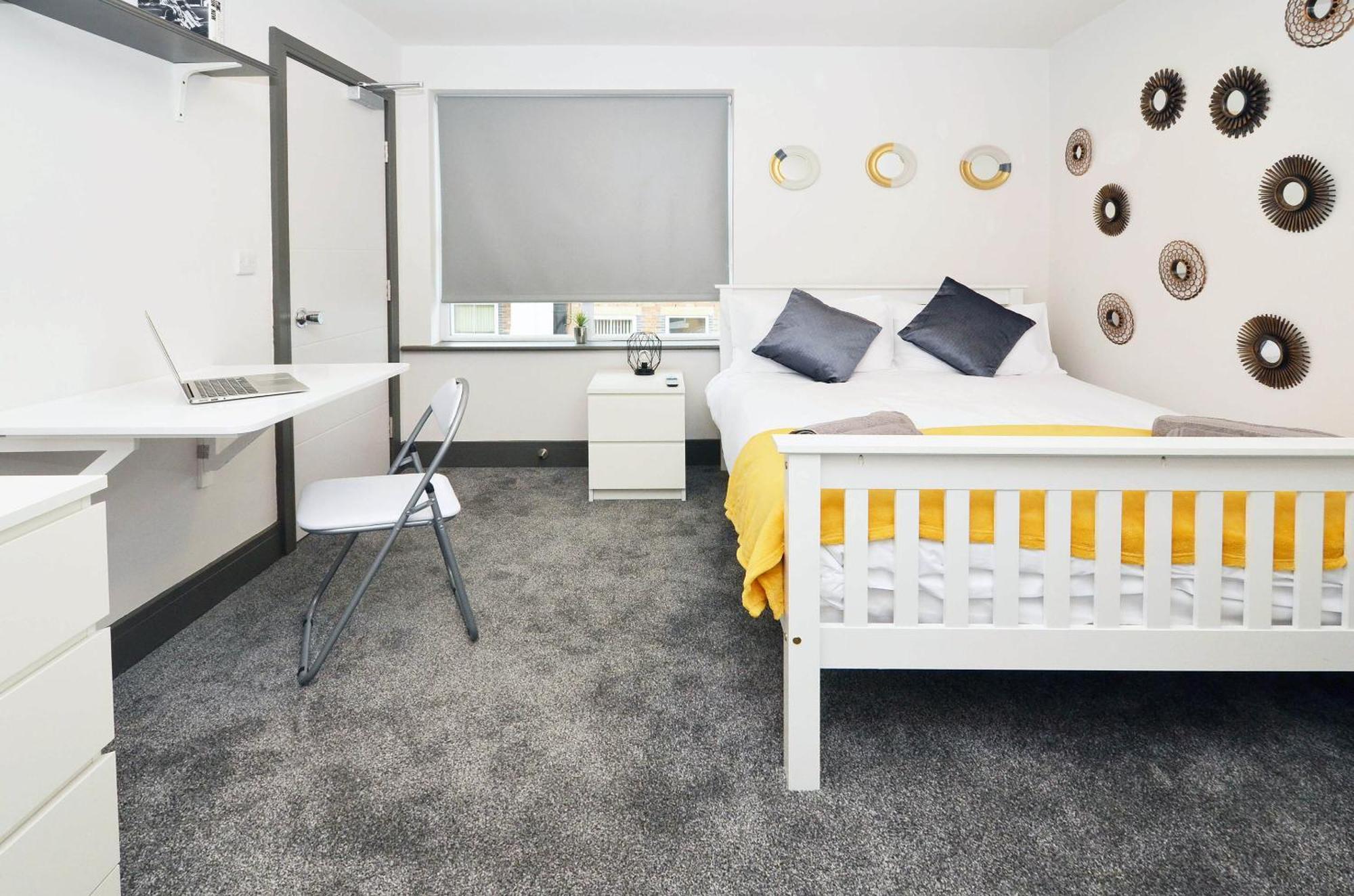 Townhouse Plus @ London Road Stoke ภายนอก รูปภาพ