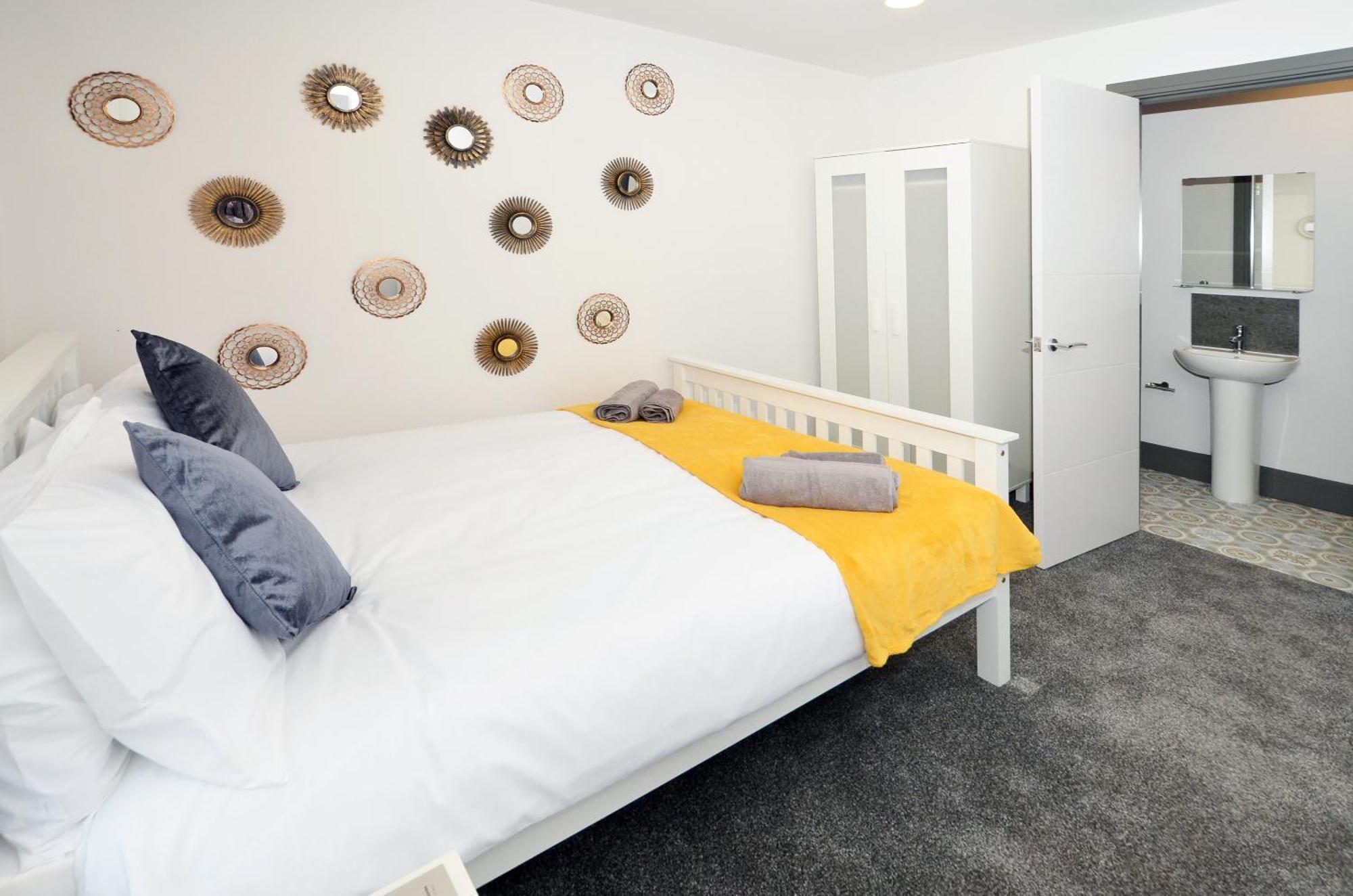 Townhouse Plus @ London Road Stoke ภายนอก รูปภาพ