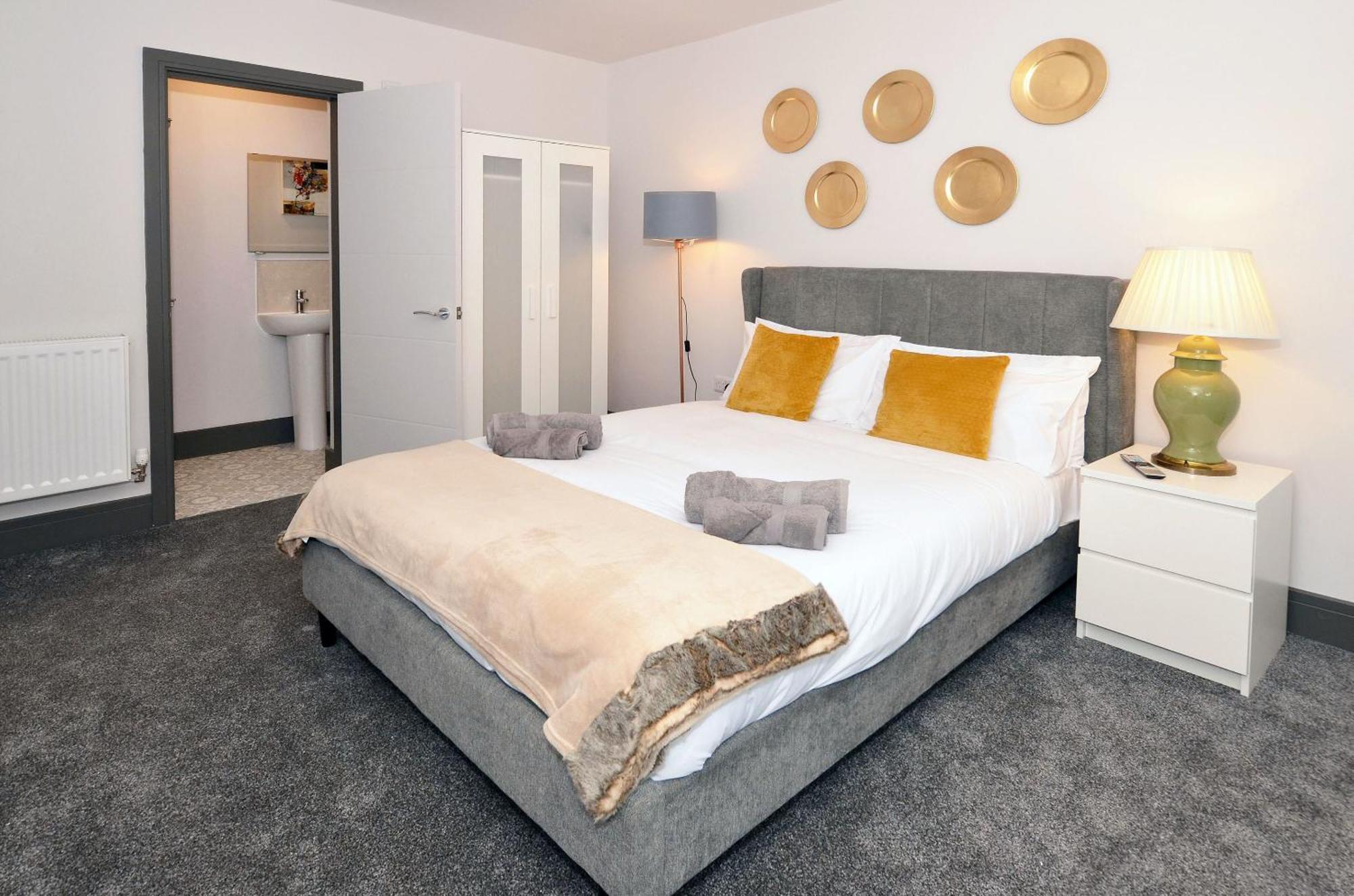 Townhouse Plus @ London Road Stoke ภายนอก รูปภาพ