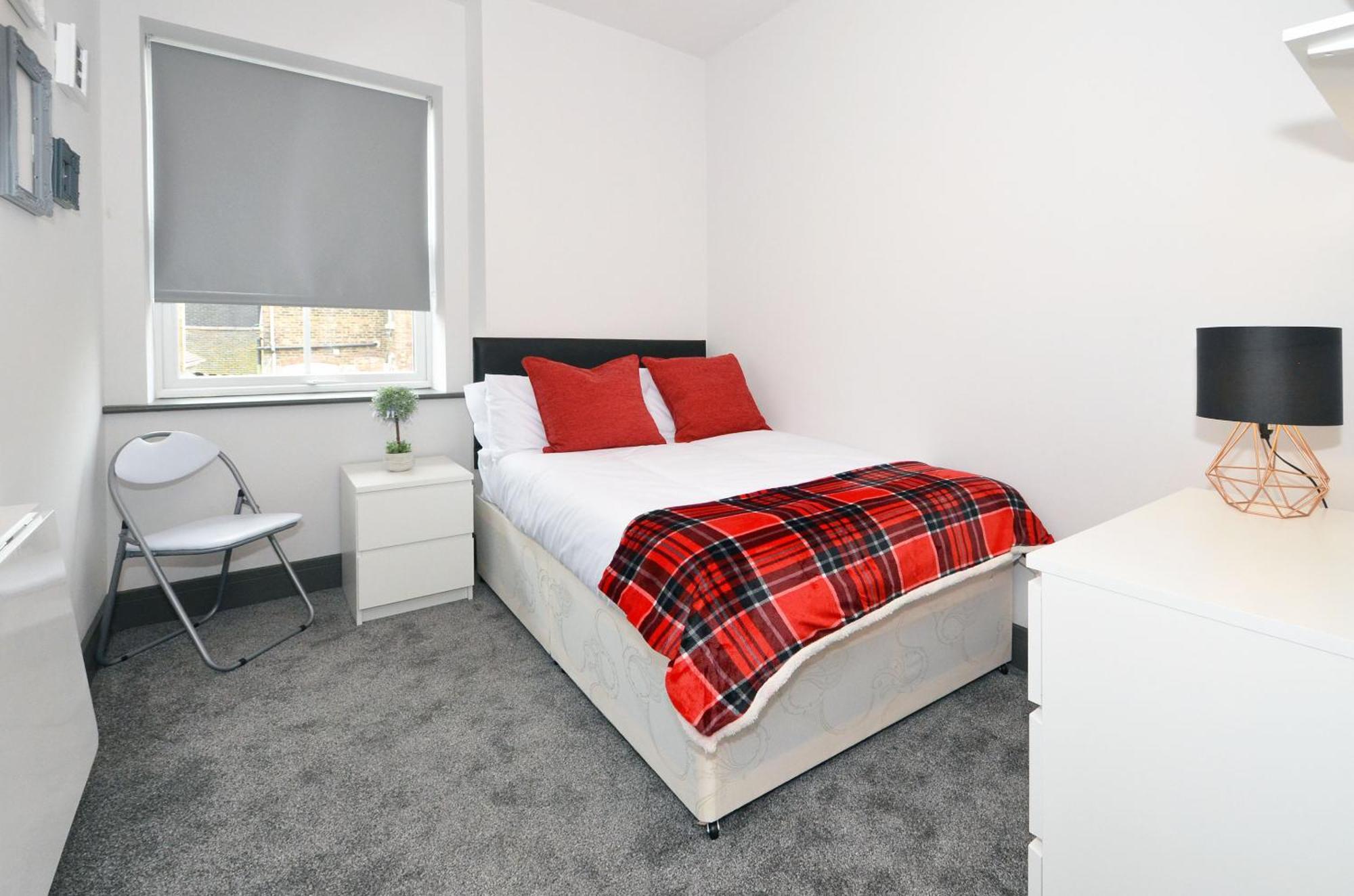 Townhouse Plus @ London Road Stoke ภายนอก รูปภาพ