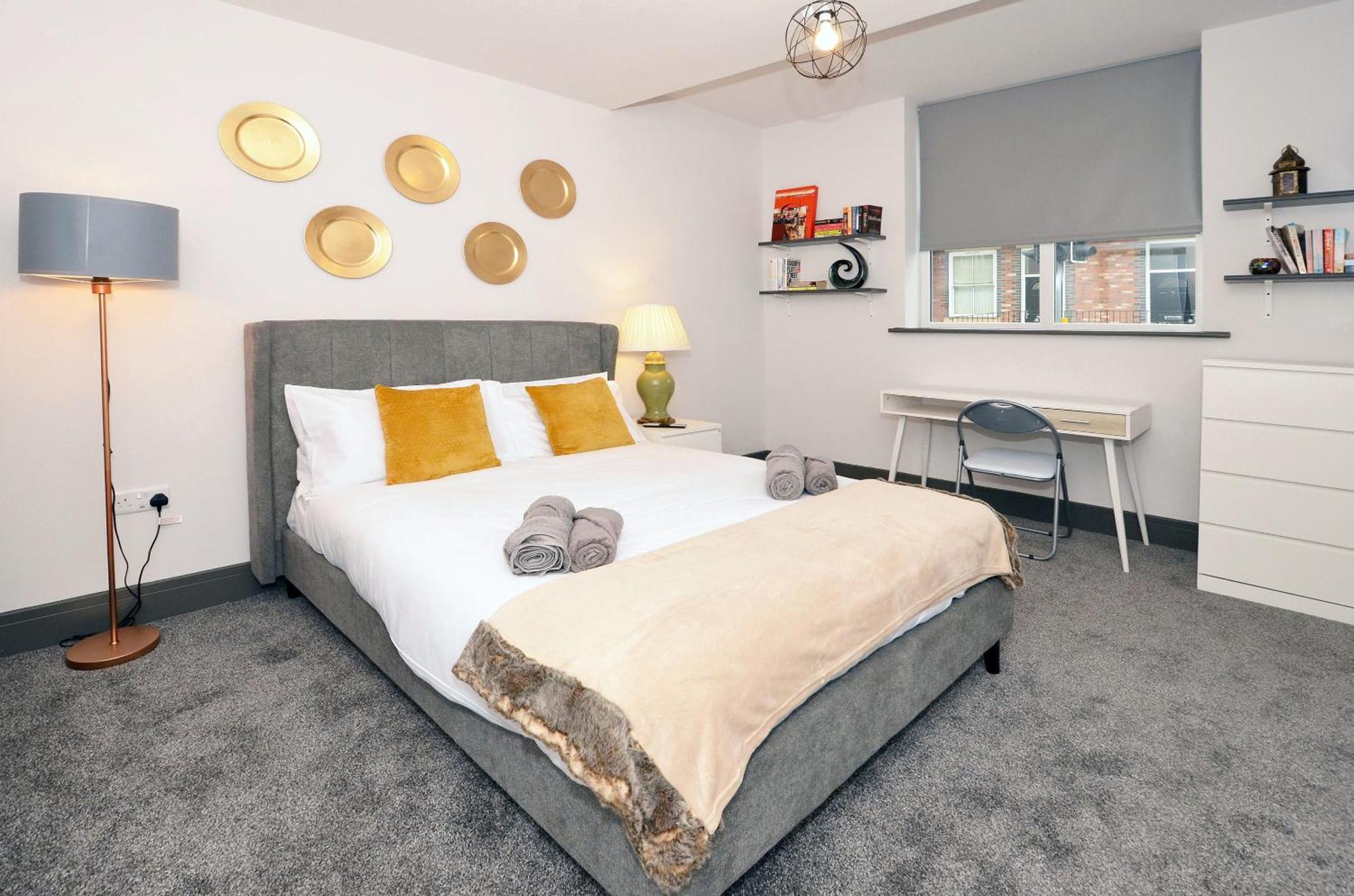 Townhouse Plus @ London Road Stoke ภายนอก รูปภาพ